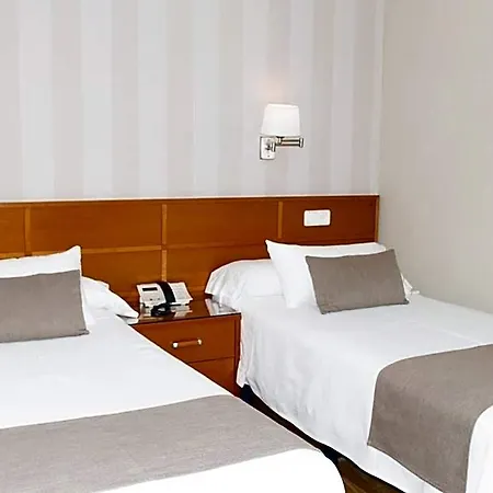 A Queimada Hotel 2*